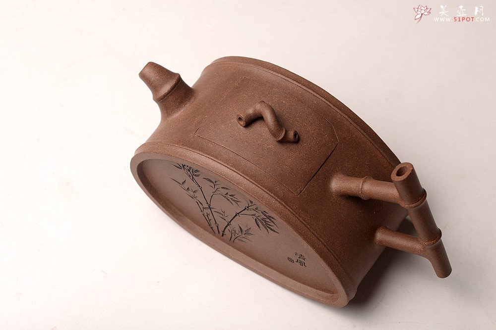 紫砂壶图片：耿其群创意新作 个性演绎 别具意趣  全手清风竹段  - 美壶网