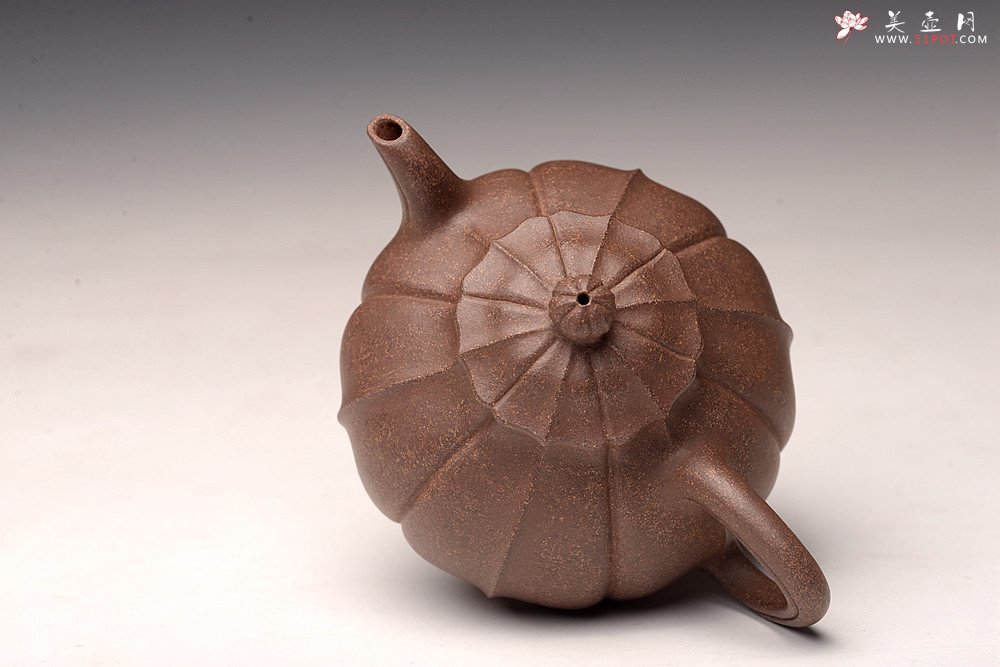 紫砂壶图片：周斌丙申夏全手新作 文气素雅  筋囊器 伴月 - 美壶网