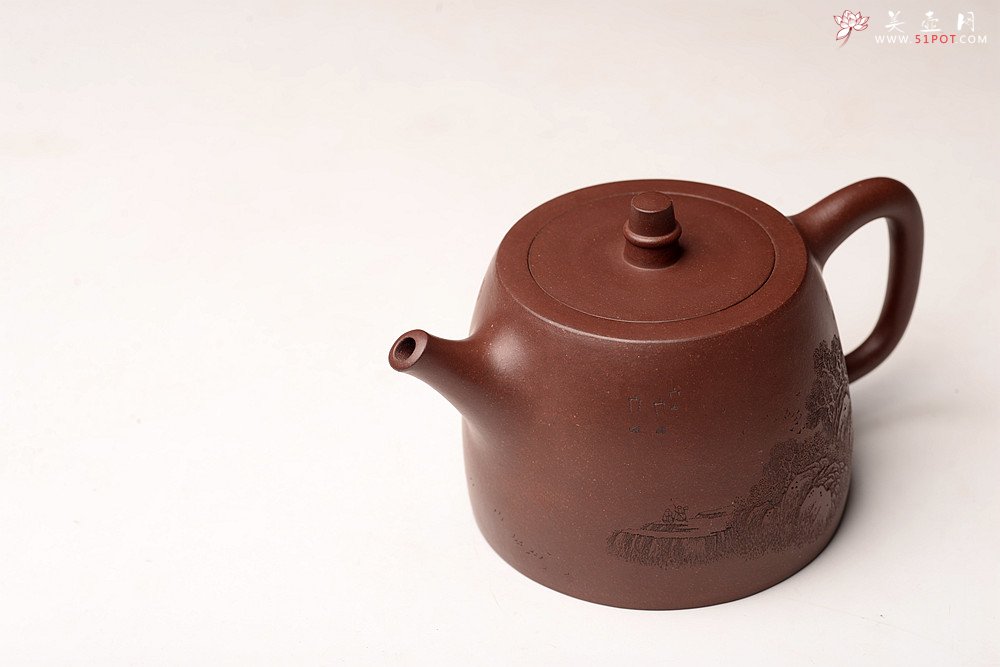 紫砂壶图片：通景山水 丰润挺拔  优质地槽青 全手大汉铎 - 美壶网