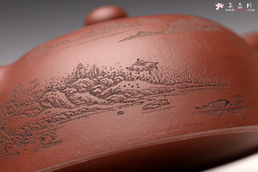 紫砂壶图片：优质底料 李彦雄通景山水 经典作品 全手大半月 大气 - 美壶网