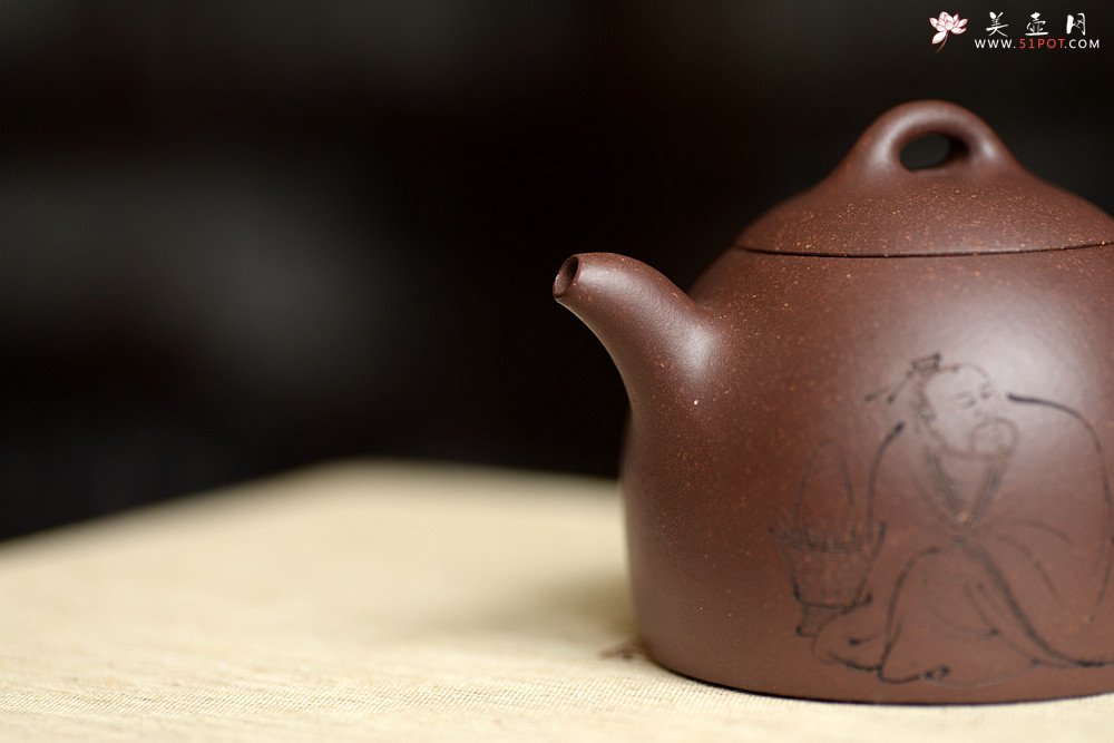 紫砂壶图片：文人作品 全手矮秦权 游心堂装饰  传统经典 - 美壶网