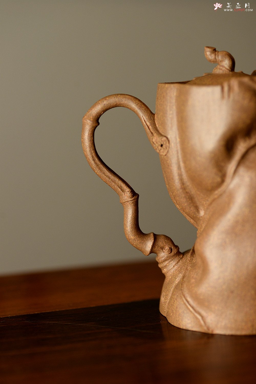 紫砂壶图片：林秀明丙申夏全手原创 摹竹韵寓隐逸之风 隐逸二式 养怡之福可得永年 - 美壶网