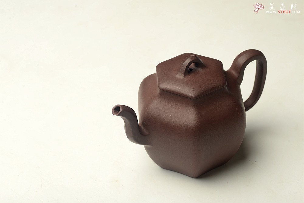 紫砂壶图片：于洪跃丙申夏全手新作 古拙耐品 端庄文气 六方古韵 - 美壶网