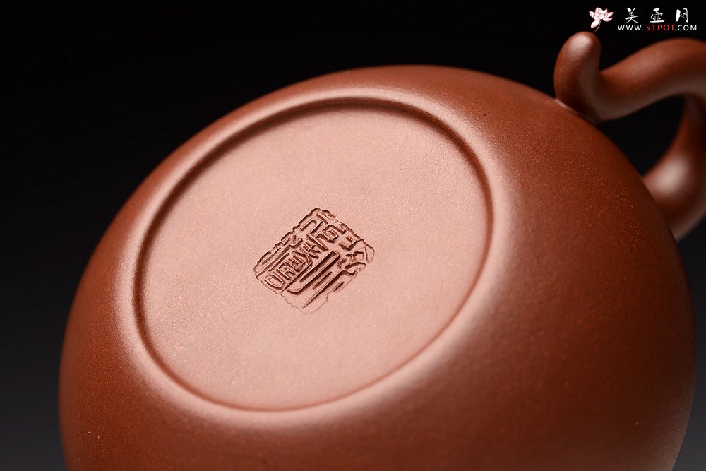 紫砂壶图片：徐正涛丙申夏全手新作 大仿古 精品之作 端庄大气 饱满舒适 - 美壶网