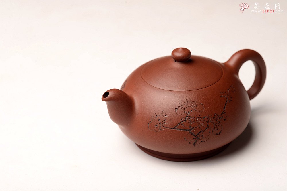 紫砂壶图片：弄梅生香 别具一格 出水如注 晗云 - 美壶网