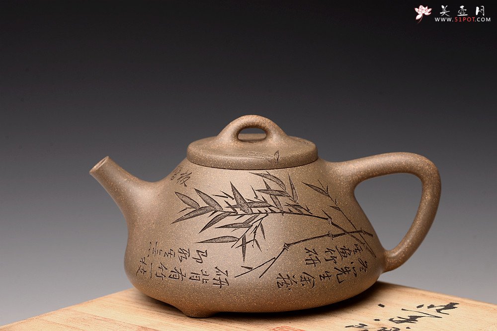 紫砂壶图片：钱建荷丙申全手摹古 张听刚装饰 子冶石瓢 自然舒美 不再接受定做 - 美壶网