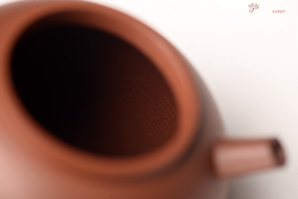 紫砂壶图片：于洪霞丙申秋全手新作 线条简练 饱满精神 明式龙蛋 - 美壶网