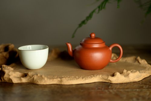 徐亚春紫砂壶 徐亚春丙申秋全手新作 恒圆 敦厚可人 杀茶利器 原矿朱泥