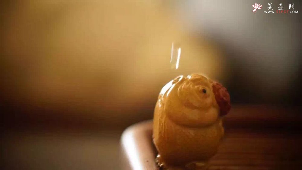 紫砂壶图片： 茶盘尤物  做工精细 生动传神 寓意吉祥之鸿运当头 - 美壶网