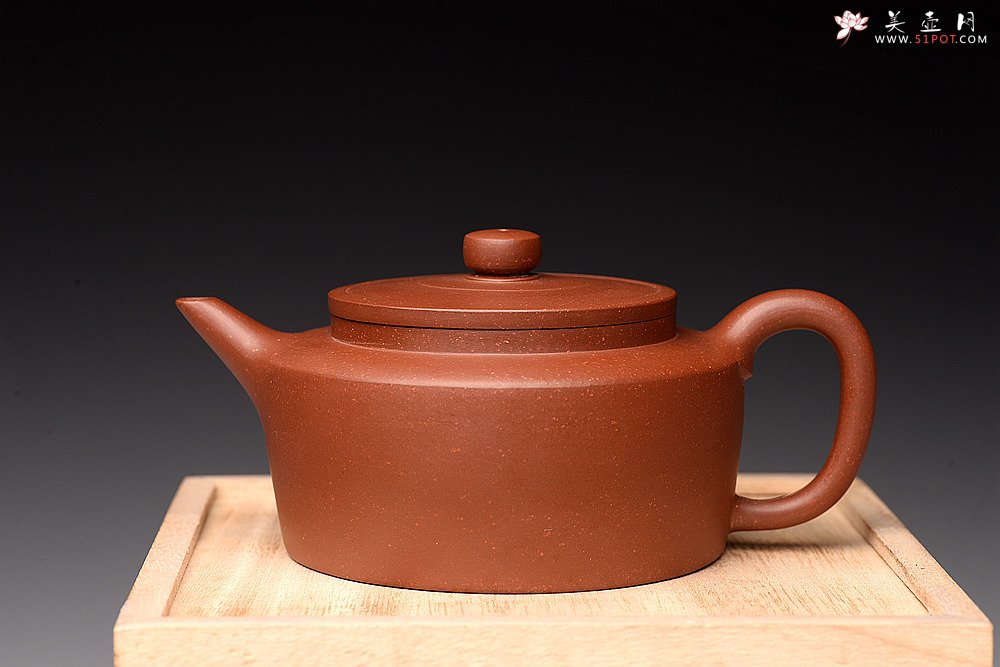 紫砂壶图片：路达丙申全手新作 线条挺拔 单片拍打成型 性价比高 圆璧 - 美壶网