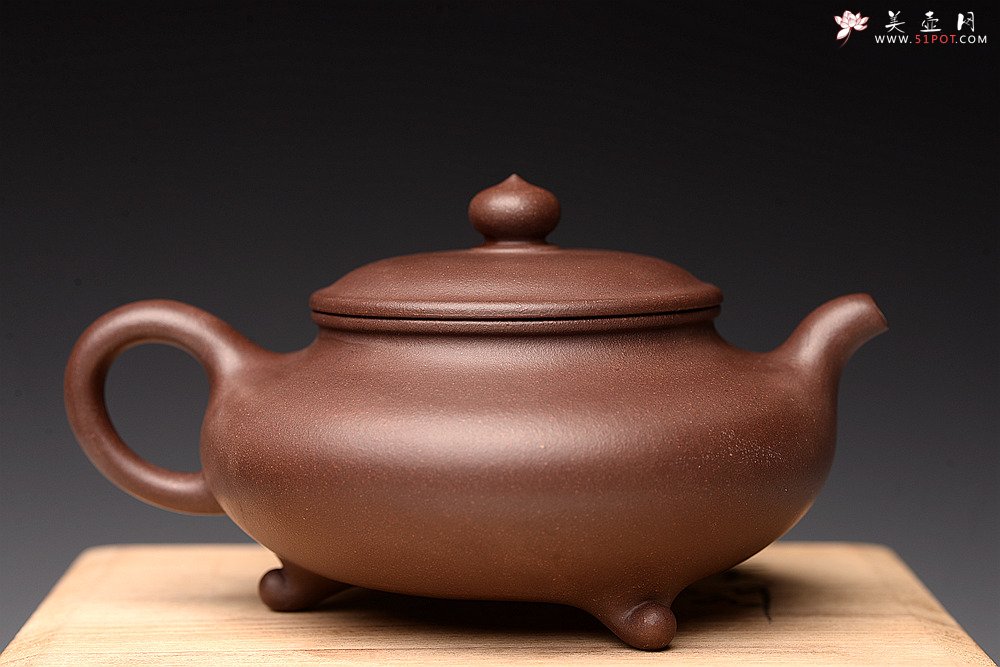 紫砂壶图片：适合绿茶 纤秀可人 三足扁樱 - 美壶网