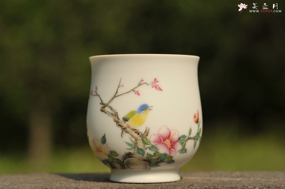 紫砂壶图片：新彩玉光白釉花鸟2 景德镇主人杯 - 美壶网