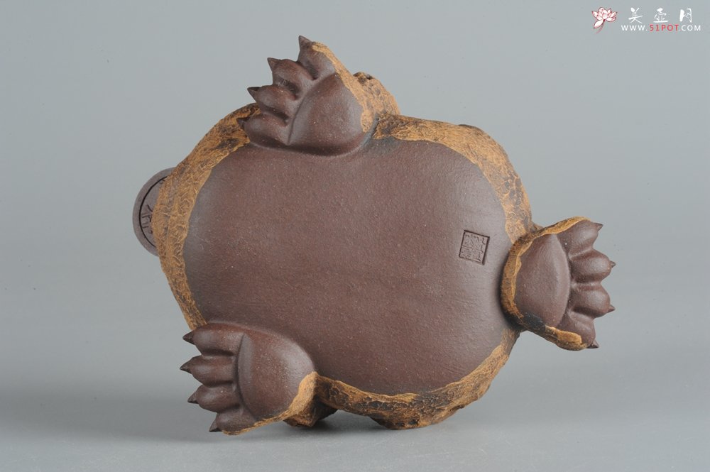 紫砂壶图片：特惠醉美树皮金蟾茶宠 灵性十足 寓意招财进宝 - 美壶网