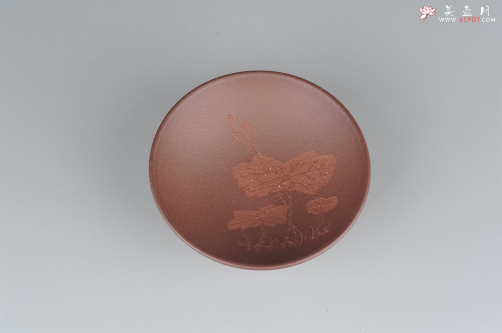 紫砂壶图片：优质紫泥 雅致荷花乳香杯 品茗杯 拿捏舒适  - 美壶网