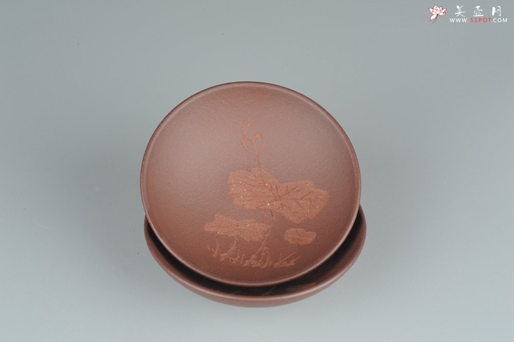 紫砂壶图片：优质紫泥 雅致荷花乳香杯 品茗杯 拿捏舒适  - 美壶网