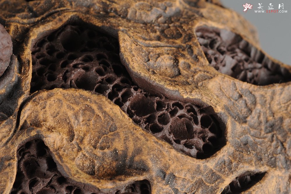 紫砂壶图片：特惠醉美树皮金蟾茶宠 灵性十足 寓意招财进宝 - 美壶网