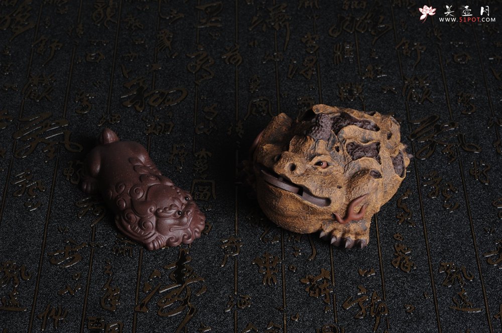 紫砂壶图片：特惠醉美树皮金蟾茶宠 灵性十足 寓意招财进宝 - 美壶网