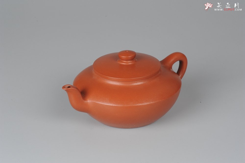 紫砂壶图片：精品朱泥全手工折肩加刹凹成型汉扁 作品老辣 老味十足 - 美壶网