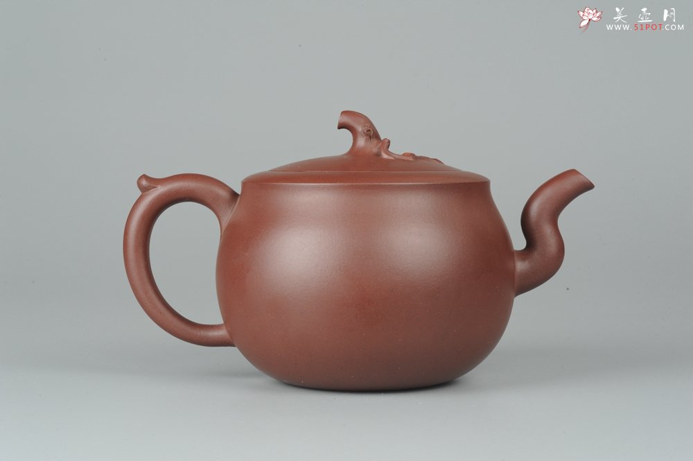 紫砂壶图片：精品花货 事事如意 贴花草莓技艺精湛 - 美壶网