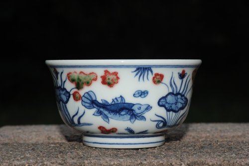 景德镇美杯紫砂壶 青花釉里红鱼藻纹压手杯 景德镇主人杯  