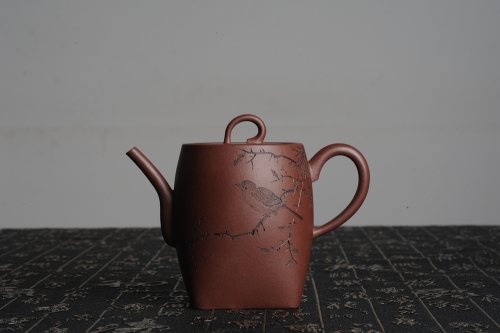 於饶紫砂壶 全手工舍得套组 采用优质龙血砂泥料 助工袁德波精心装饰花鸟 