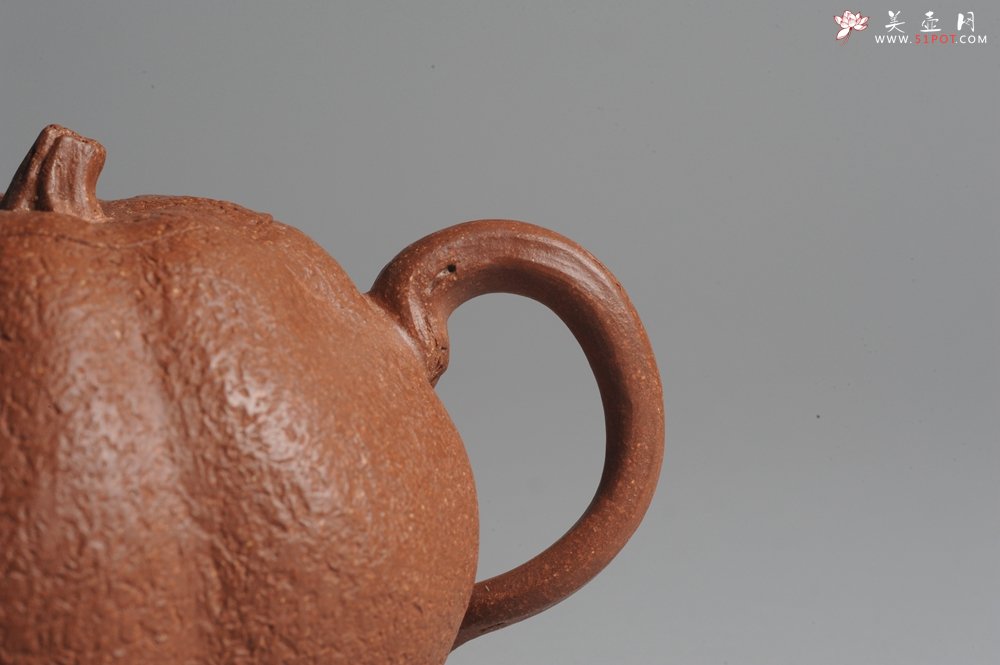 紫砂壶图片：全手工文人小瓜 泥料油润 肌理丰富 - 美壶网