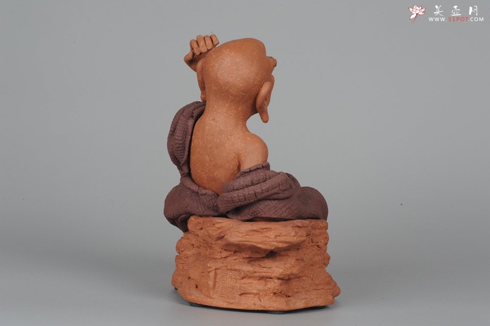 紫砂壶图片：年底特惠 不可多得的用心之作 写意全手工修耳罗汉 精品雕塑 - 美壶网