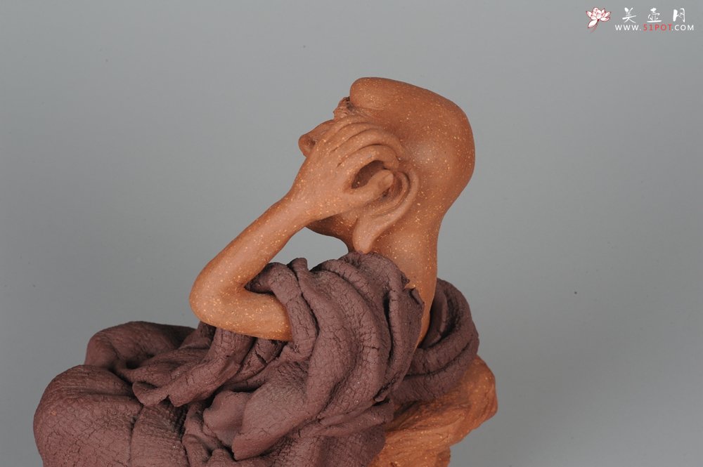 紫砂壶图片：年底特惠 不可多得的用心之作 写意全手工修耳罗汉 精品雕塑 - 美壶网