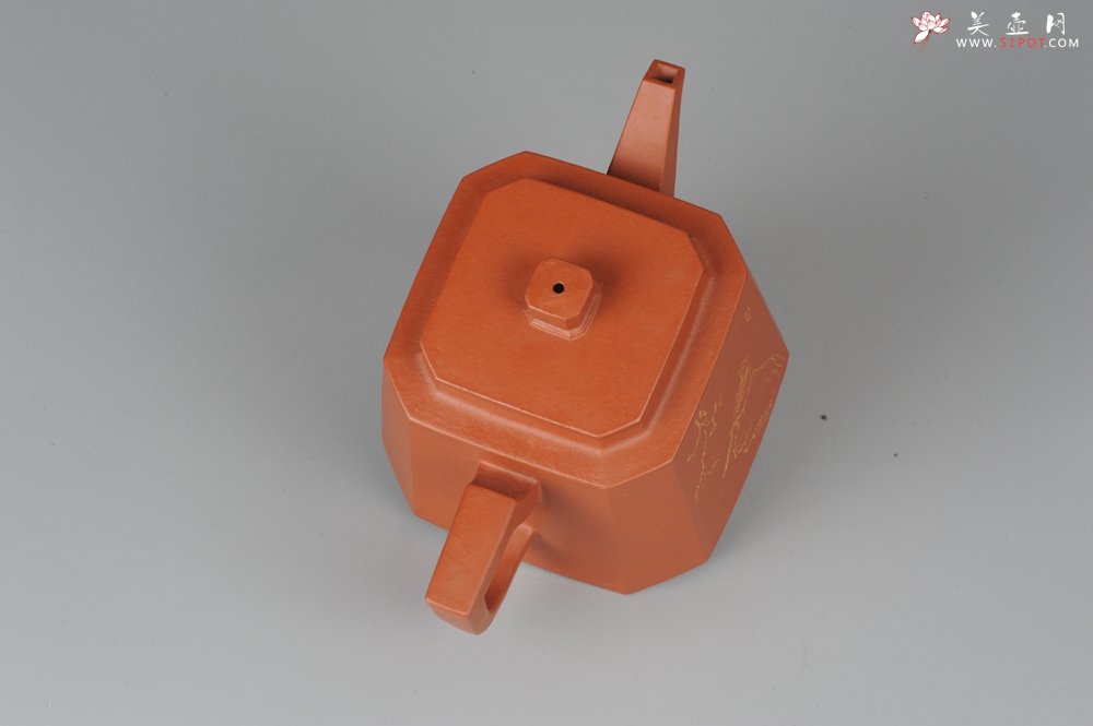 紫砂壶图片：线条优美 文气十足 全手工四方玉鼎 - 美壶网