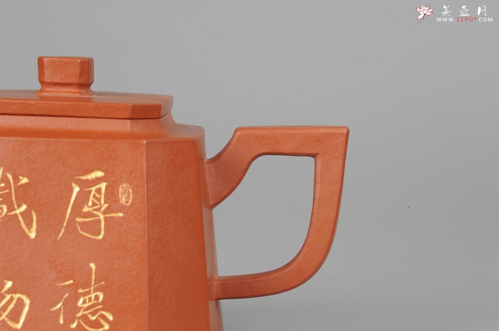 紫砂壶图片：线条优美 文气十足 全手工四方玉鼎 - 美壶网