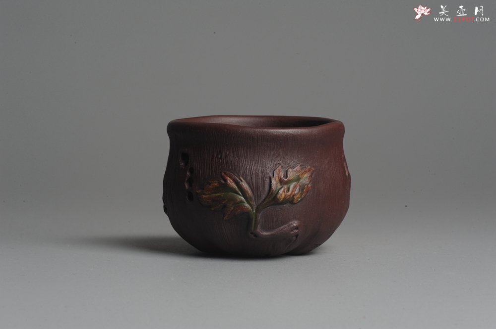 紫砂壶图片：美壶特惠 精品小花货秋叶品茗杯 - 美壶网