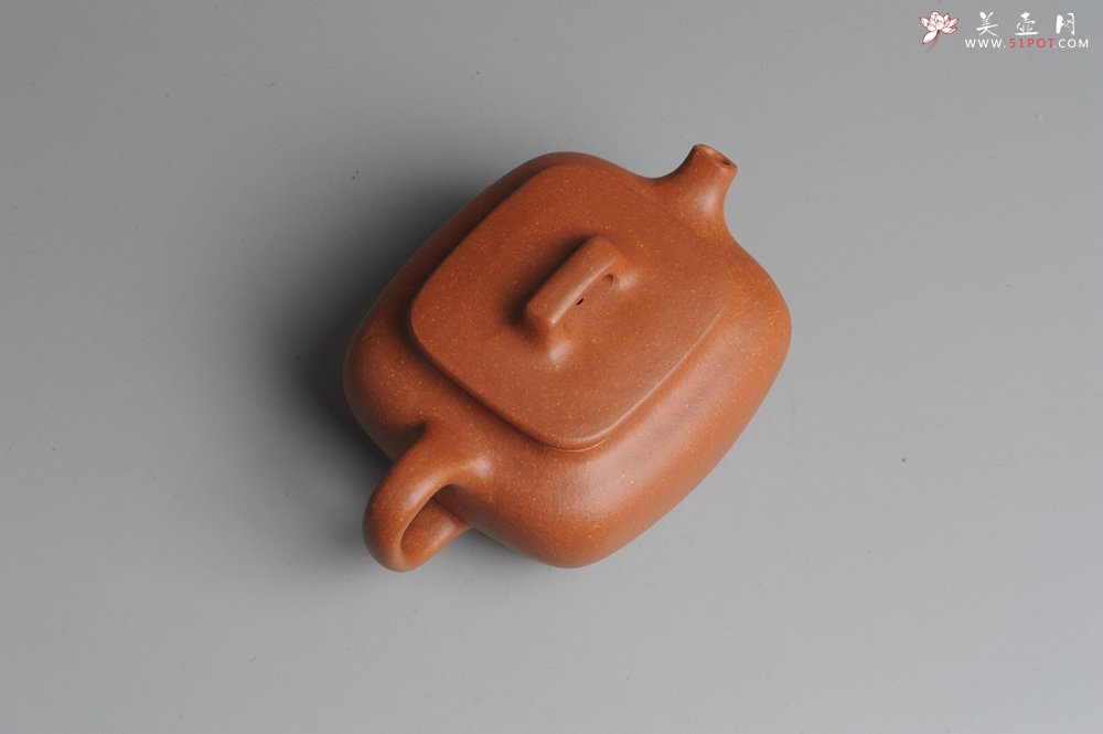 紫砂壶图片：美壶回馈 特惠小四方 一捺底 非常油润的降坡泥 - 美壶网