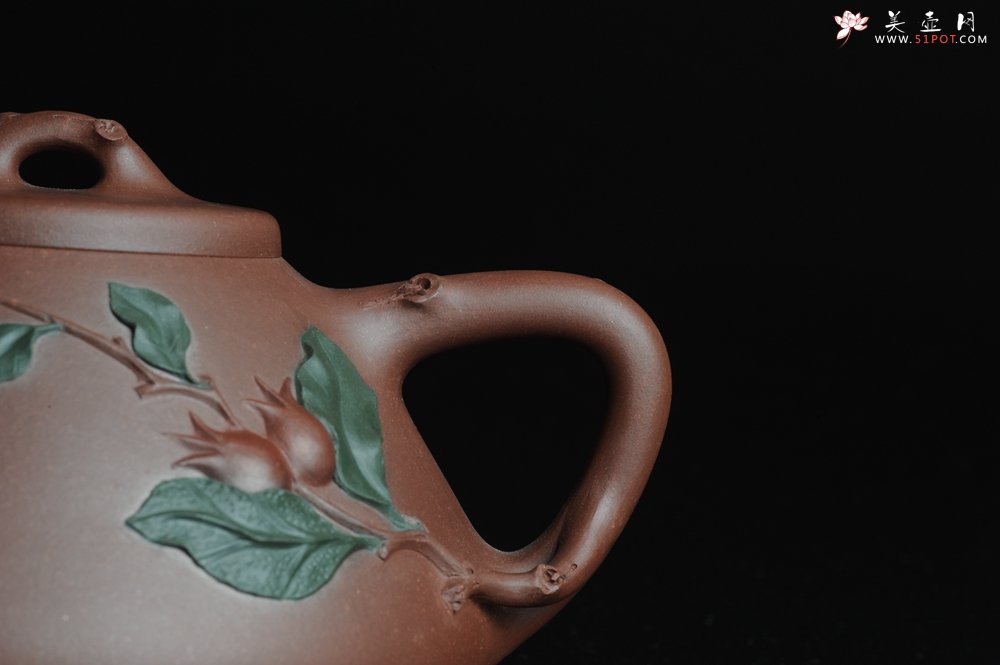 紫砂壶图片：难得老拼紫 全手春华秋实-子冶石瓢 逼真生动 - 美壶网