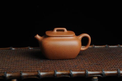 朱老师紫砂壶 美壶回馈 特惠小四方 一捺底 非常油润的降坡泥 原矿降坡泥