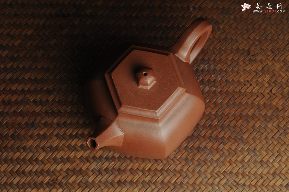 紫砂壶图片：全手工六方巨轮 - 美壶网