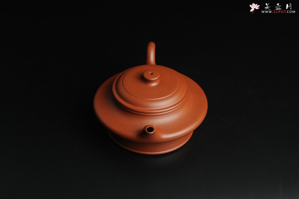 紫砂壶图片：正宗小煤窑朱泥 全手工虚扁 隽秀文气 - 美壶网