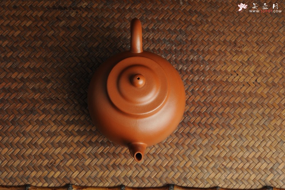 紫砂壶图片：美壶特惠 非铁红色素泥 优质朱泥古莲子 - 美壶网