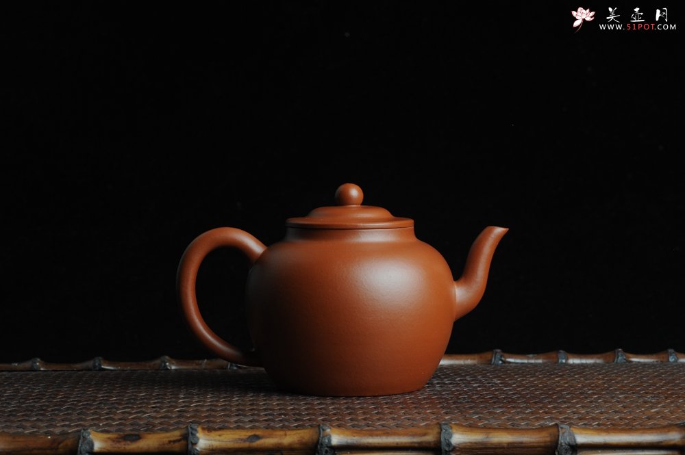 紫砂壶图片：美壶特惠 非铁红色素泥 优质朱泥古莲子 - 美壶网