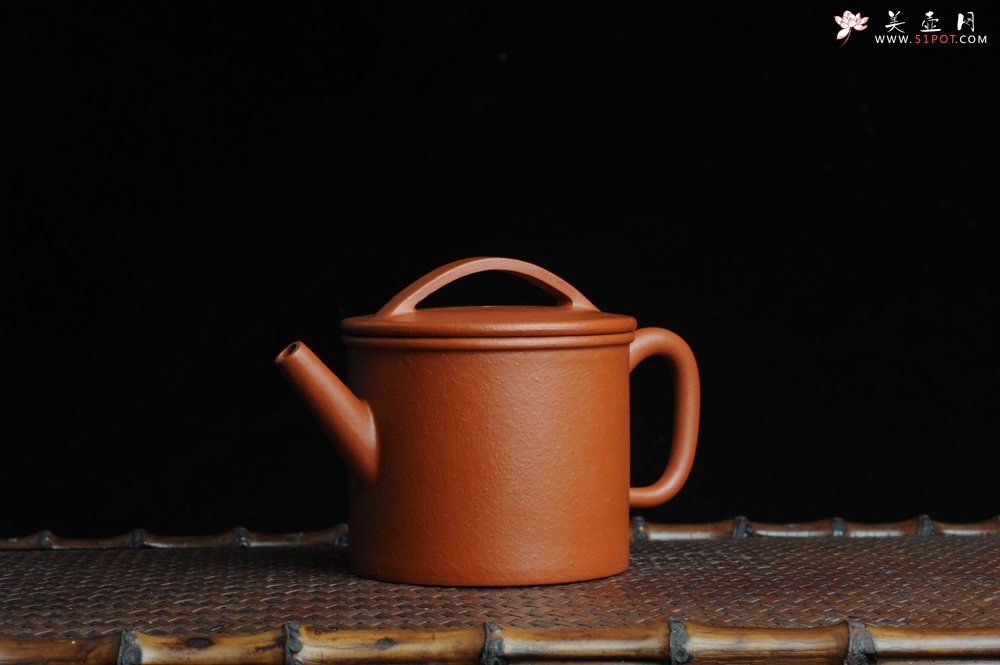 紫砂壶图片：优质赵庄朱泥 精品全手工汉瓦 端庄秀雅 大口实用 出水暴爽 - 美壶网