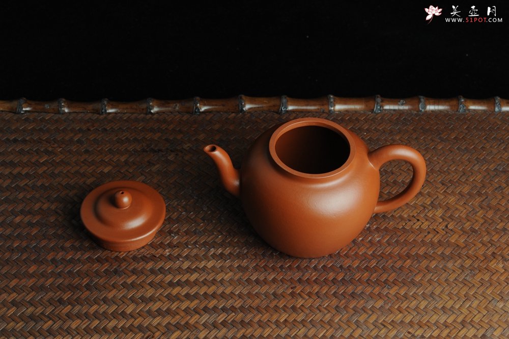 紫砂壶图片：美壶特惠 非铁红色素泥 优质朱泥古莲子 - 美壶网