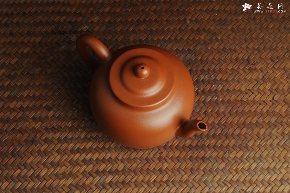 紫砂壶图片：美壶特惠 非铁红色素泥 优质朱泥古莲子 - 美壶网
