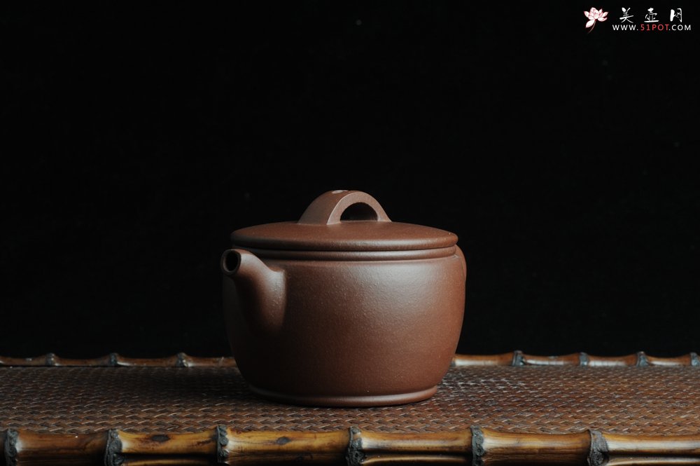 紫砂壶图片：美壶特惠 优质紫泥汉瓦 大口实用 做工精致 - 美壶网