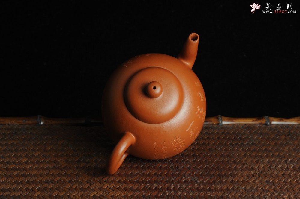 紫砂壶图片：优质赵庄朱泥全手工明式思裕  方健双刀文气装饰禅心图 - 美壶网