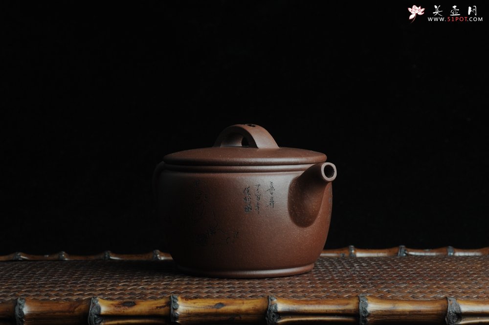 紫砂壶图片：美壶特惠 优质紫泥汉瓦 陈俊儒精心装饰 唯吾德馨 - 美壶网