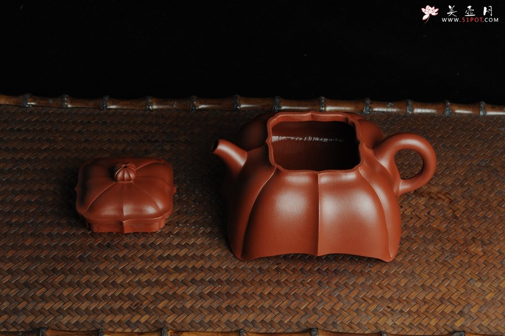 紫砂壶图片：优质大红袍朱泥玉菱壶 端庄秀雅 做工精致 - 美壶网