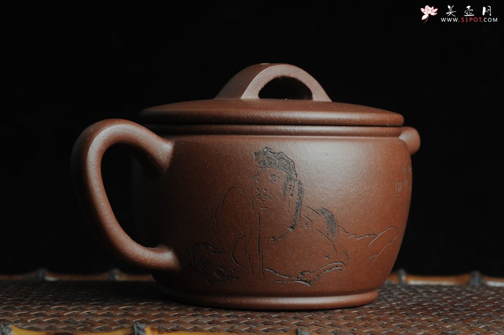 紫砂壶图片：美壶特惠 优质紫泥清仙汉瓦 陈俊儒精心装饰 文气十足 - 美壶网