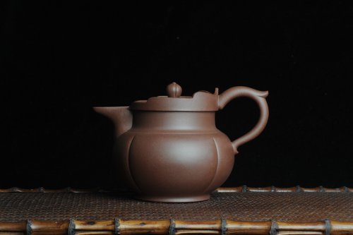 蔡旭伟紫砂壶 饱满浑厚 全手僧帽 精工佳作 嵌盖难度大 原矿紫泥