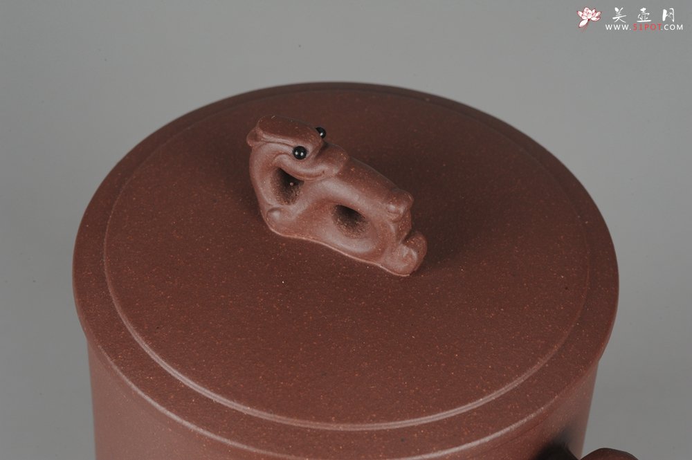 紫砂壶图片：美杯年底特惠 优质紫泥龙行天下盖杯 - 美壶网