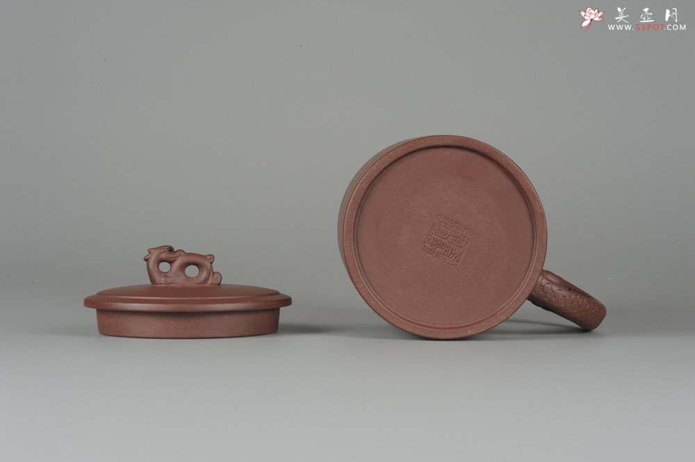 紫砂壶图片：美杯年底特惠 优质紫泥龙行天下盖杯 - 美壶网