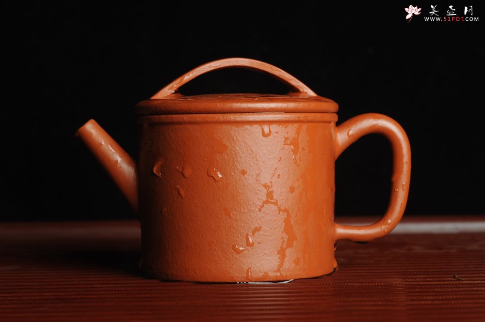 紫砂壶图片：优质赵庄朱泥 精品全手工汉瓦 端庄秀雅 大口实用 出水暴爽 - 美壶网